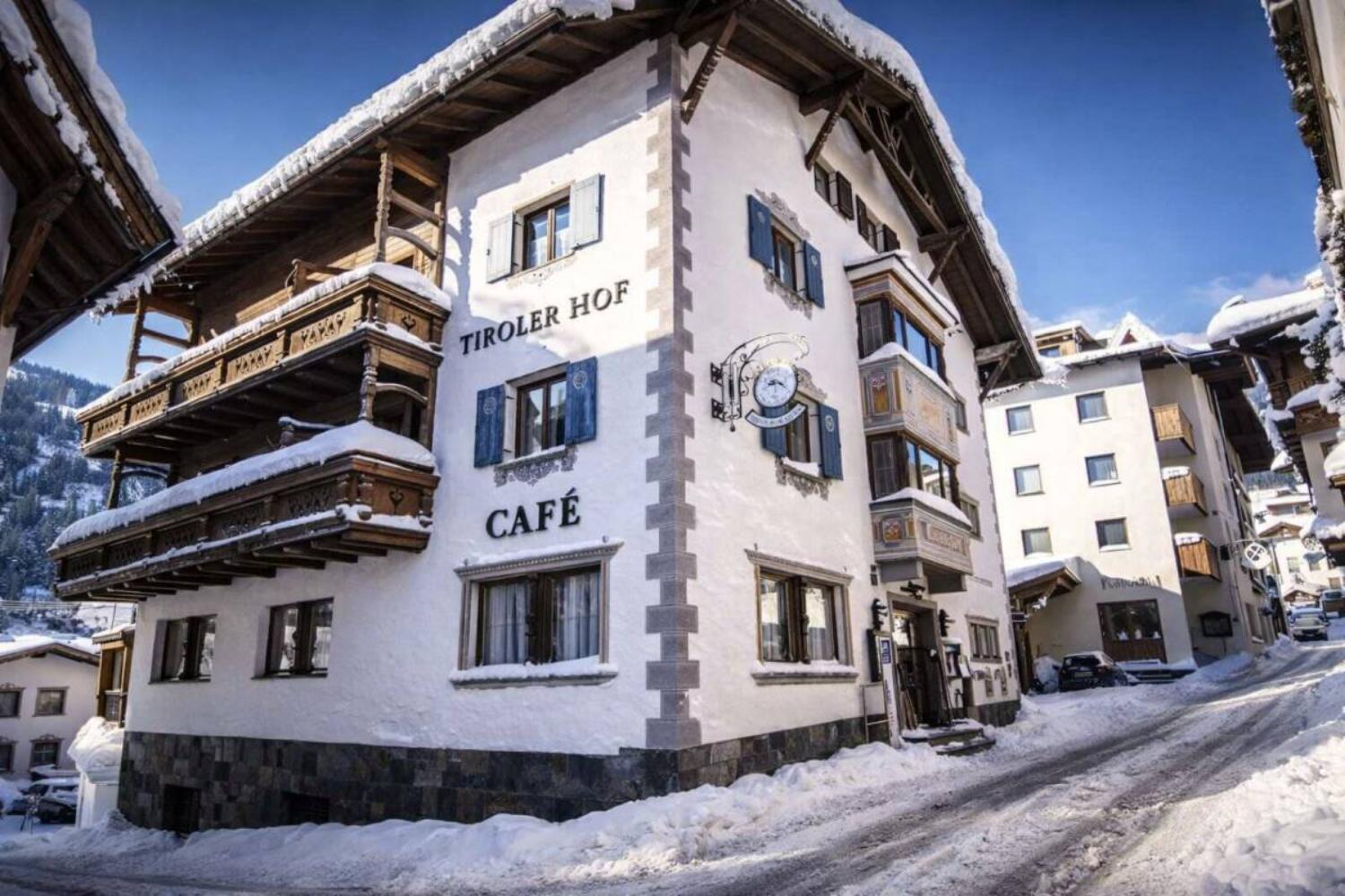 01-scalewidthwzeymdbd-catered-chalet-tirolerhof-serfaus-aanzicht-grote-groepen-1467256