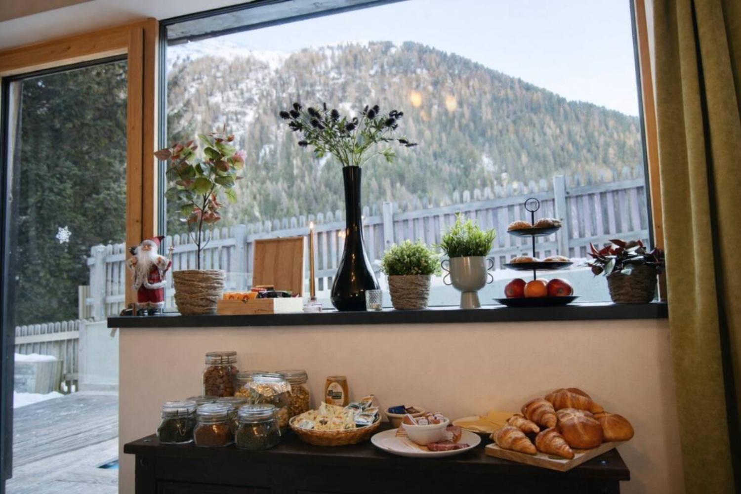 02-scalewidthwzeymdbd-catered-chalet-cirrus-sankt-anton-inclusief-ontbijt-1466862