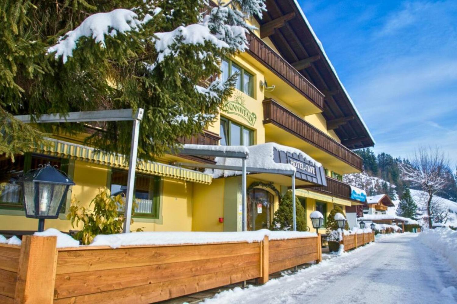 02-scalewidthwzeymdbd-catered-chalet-sonnwend-fieberbrunn-terras-1467217