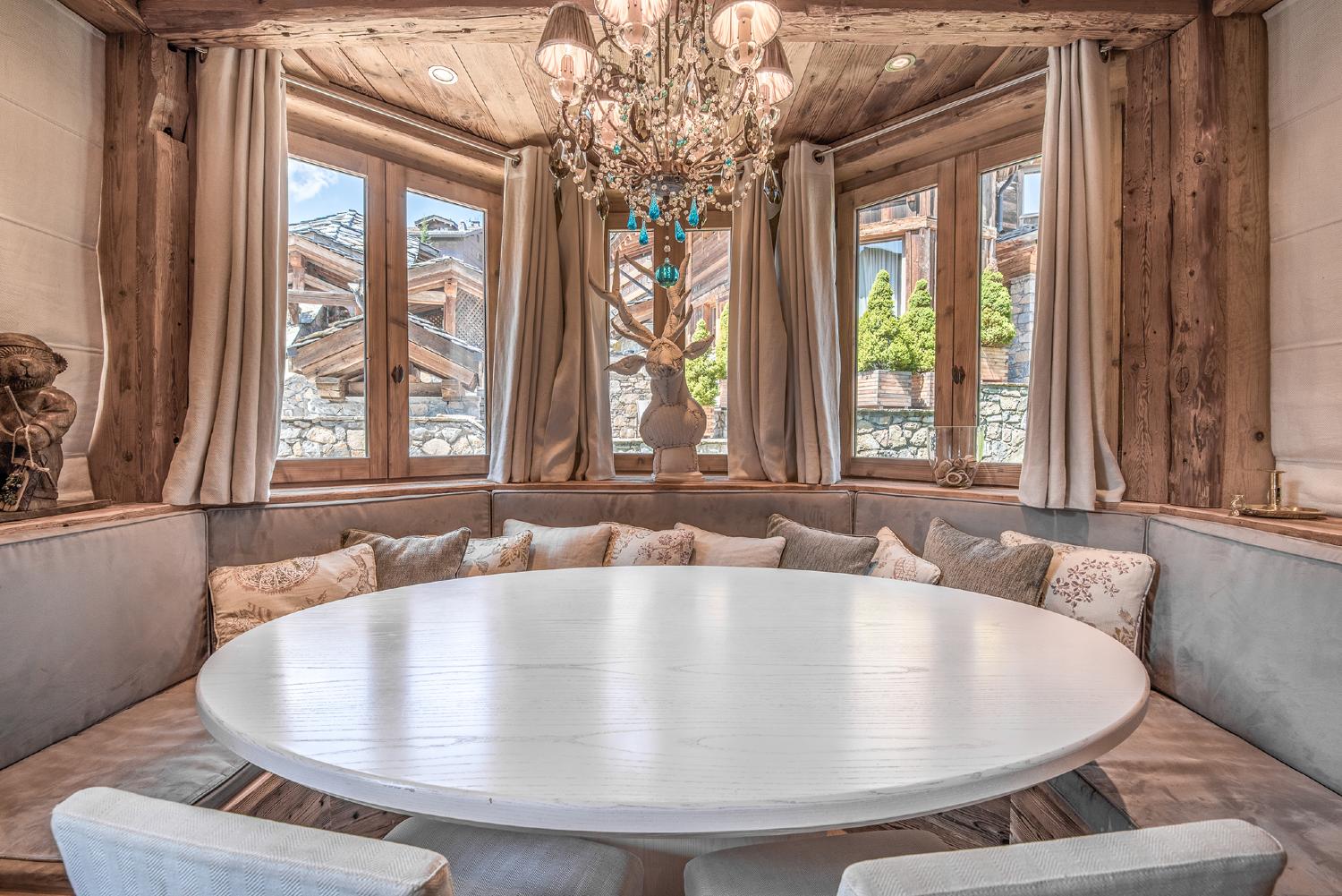 0290890a-ba9a-4d38-807d-a706960f5e55-1451758