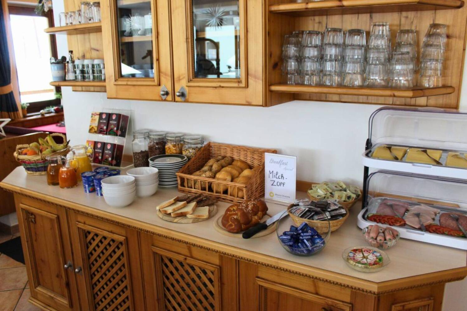 03-catered-chalet-silian-hinterglemm-ontbijt-scalewidthwzeymdbd-1467201