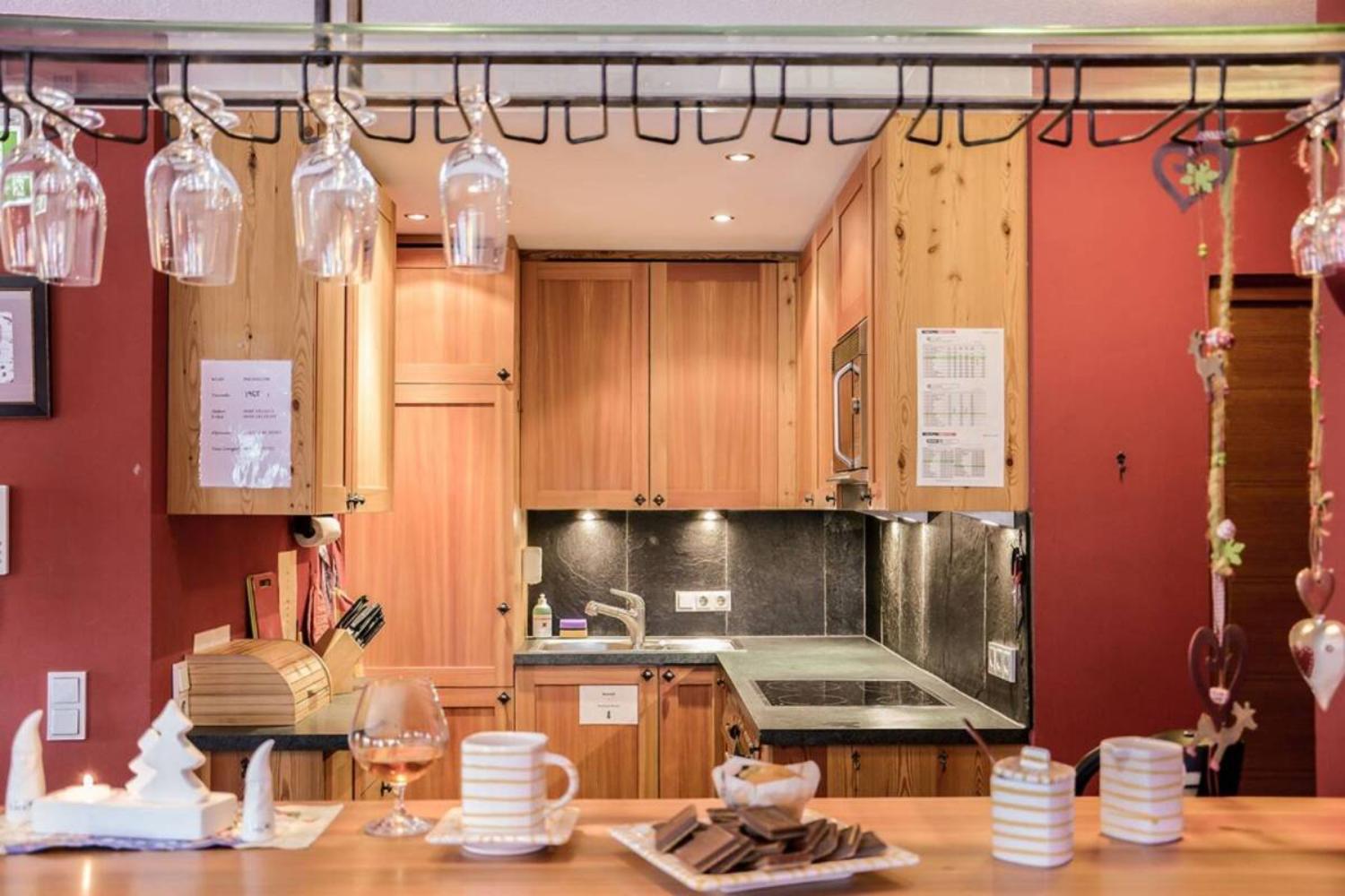 03-scalewidthwzeymdbd-catered-chalet-alpinum-sankt-anton-keuken-1466774