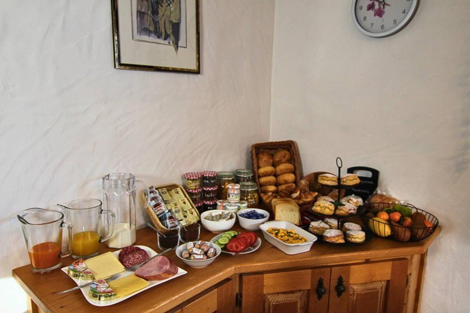 03-scalewidthwzeymdbd-catered-chalet-christoph-sankt-anton-inclusief-ontbijt-1466845