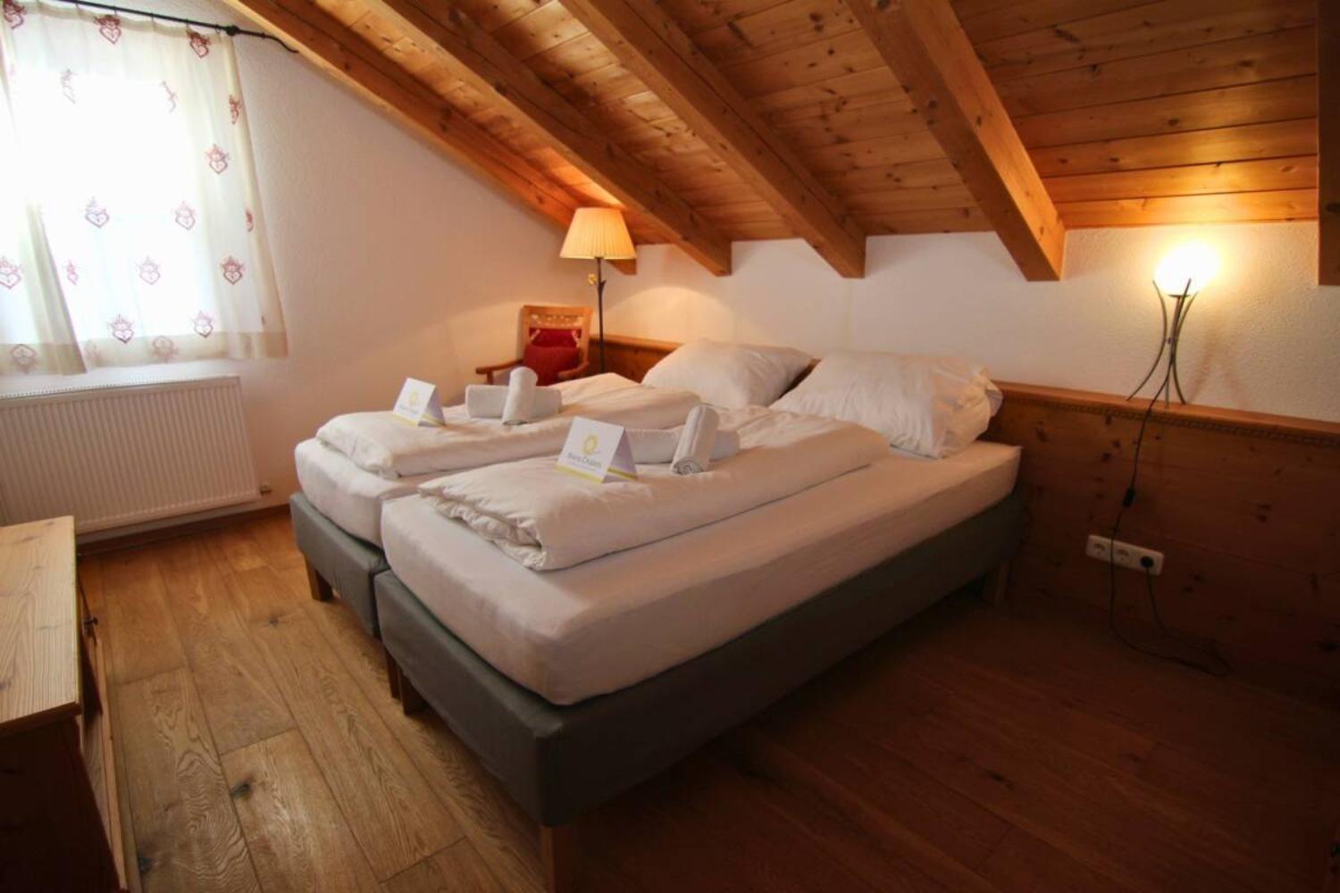 07-scalewidthwzeymdbd-catered-chalet-anna-maria-sankt-anton-tweepersoonskamer-1466811