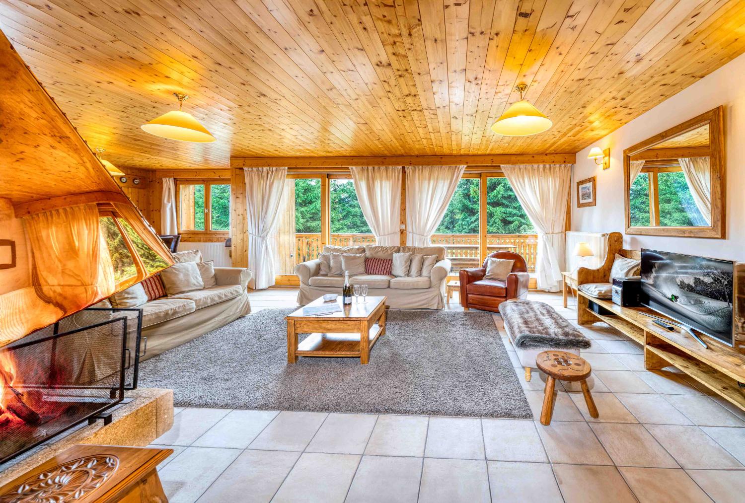 0cbde994-b6b6-4d54-a49e-26d8b6ea74d9-1451546