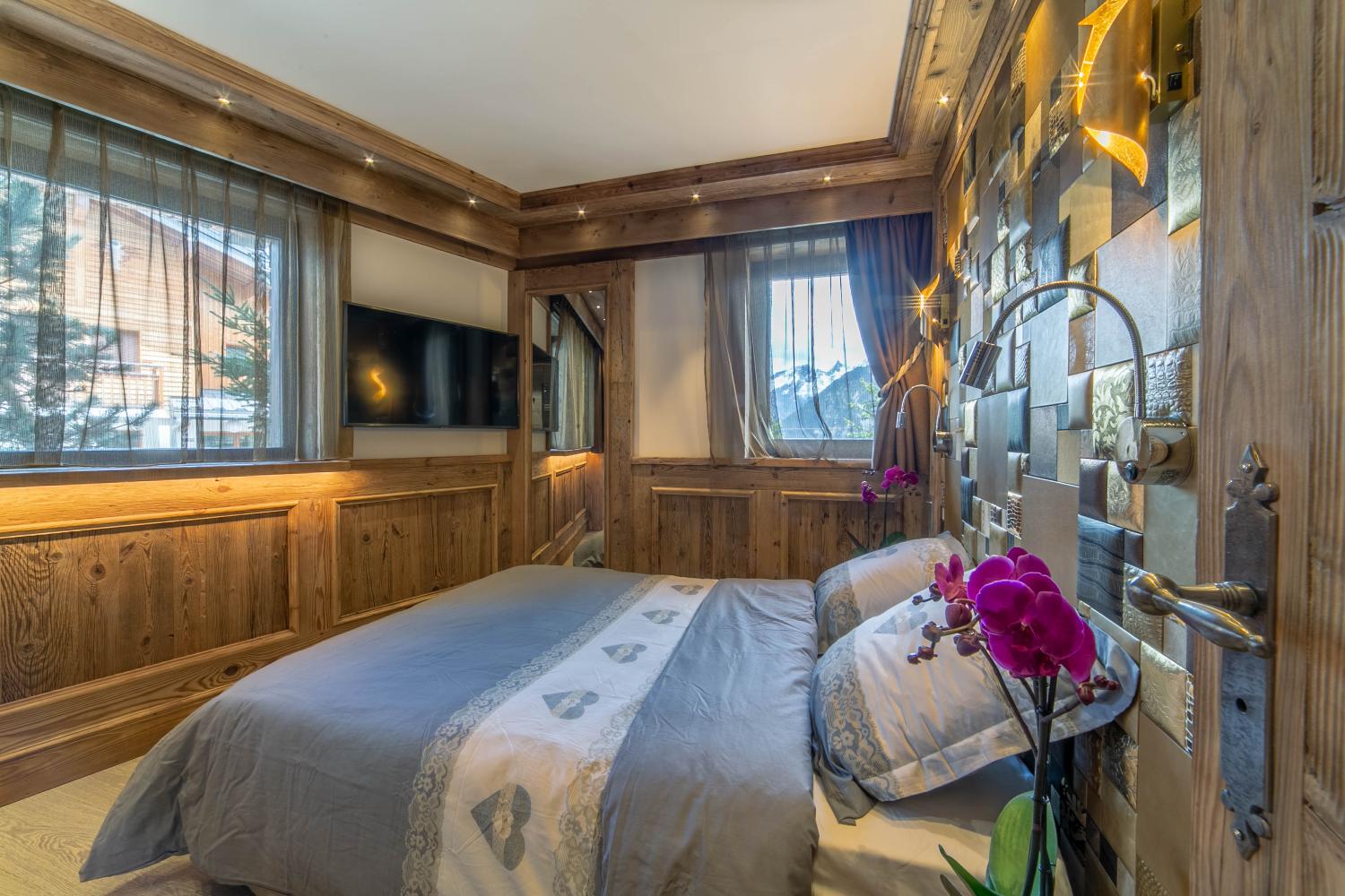 0cd81562-5fe2-4a49-bdbb-4cd1e75aa500-1451447