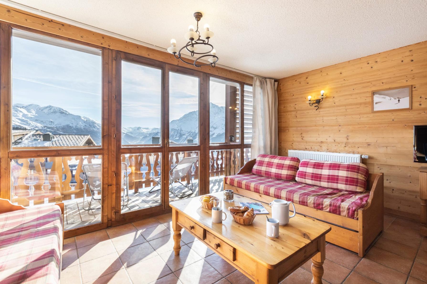 1-084-lesbalcons-apt535-6-8pers-c-reyboz-1462859