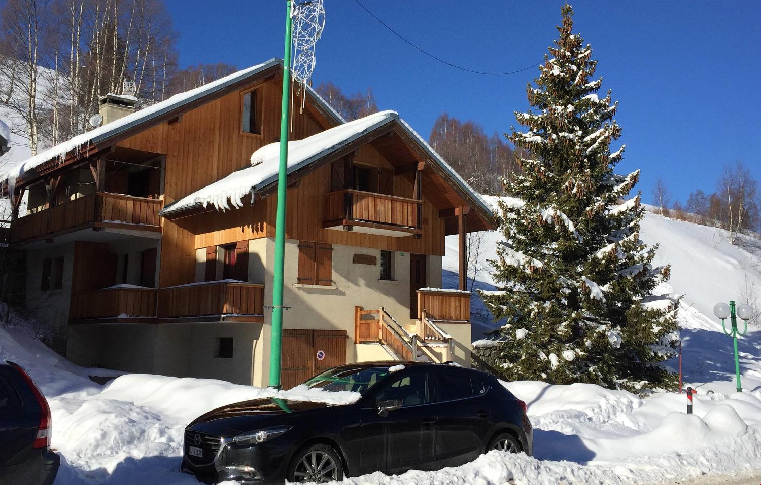 1-2304-location-ski-les-deux-alpes-chalet-odalys-erika-1-892176