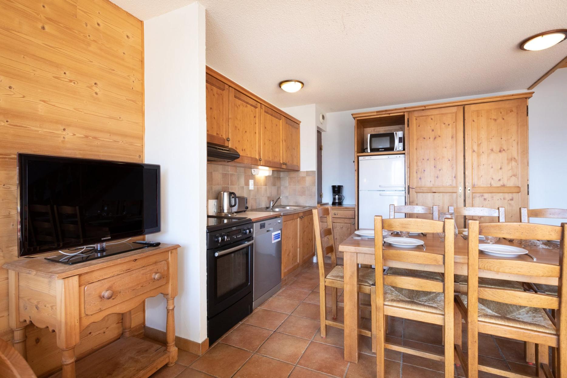 10-097-lesbalcons-apt535-6-8pers-c-reyboz-1462870