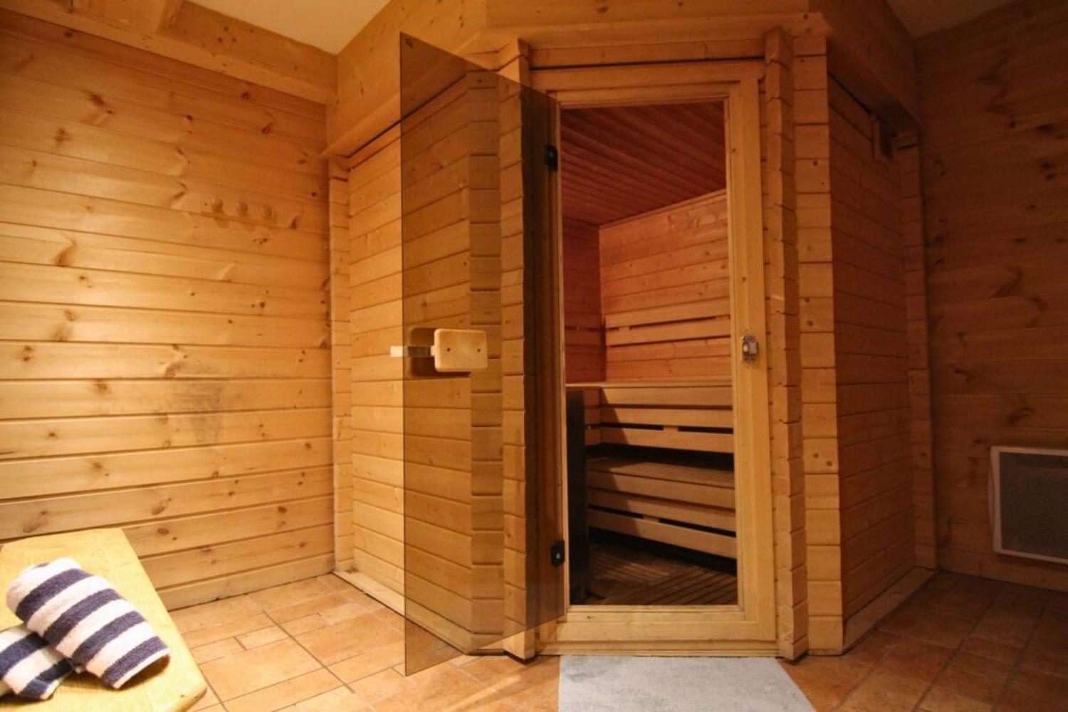 10-chalet-in-de-wolken-les-menuires-sauna-scalewidthwzeymdbd-1466634