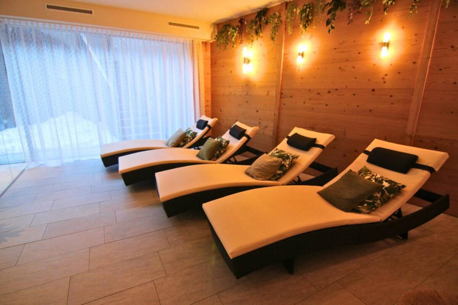 10-scalewidthwzeymdbd-catered-chalet-cirrus-sankt-anton-wellnessruimte-1466870