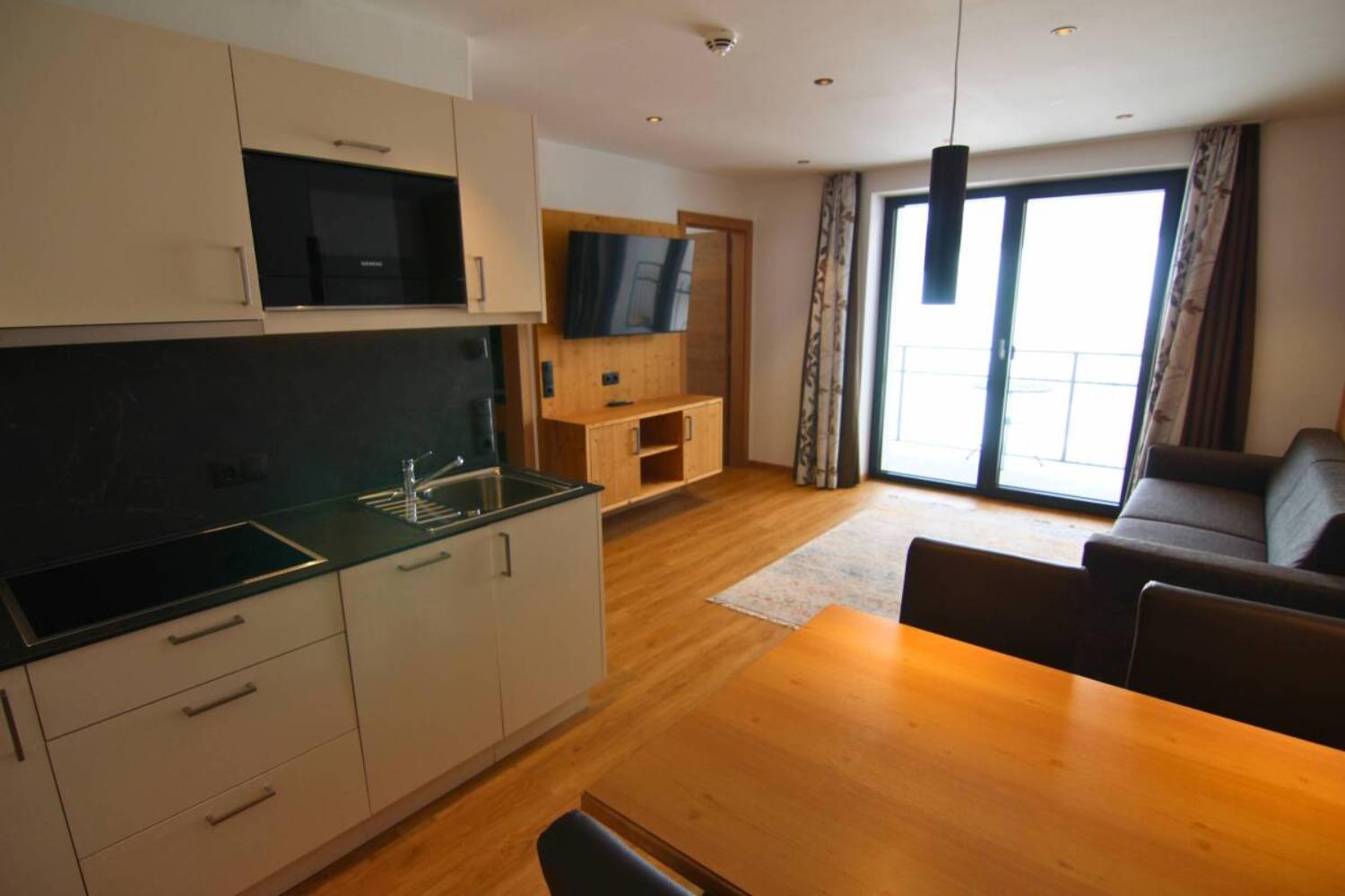 10-scalewidthwzeymdbd-catered-chalet-elfriede-fiss-woonkamer-apartment-g-1466952