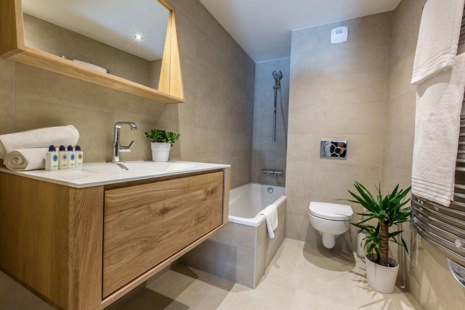 10keystone-c18-6-1147709