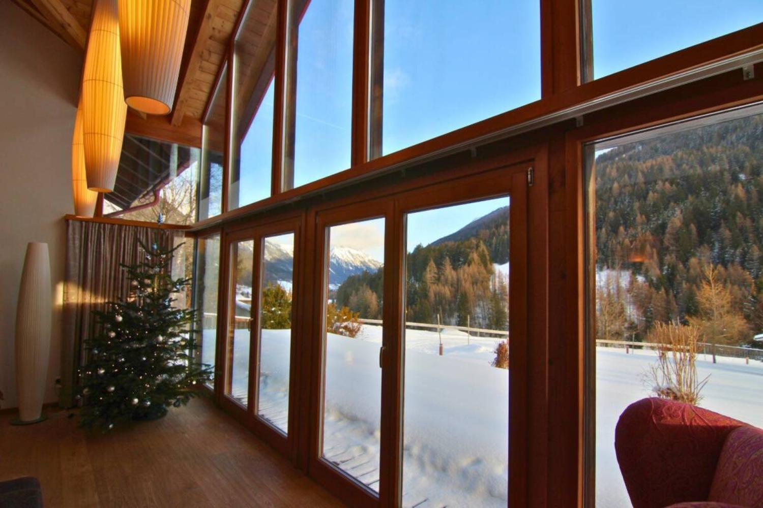11-scalewidthwzeymdbd-catered-chalet-anna-maria-sankt-anton-woonkamer-1466815