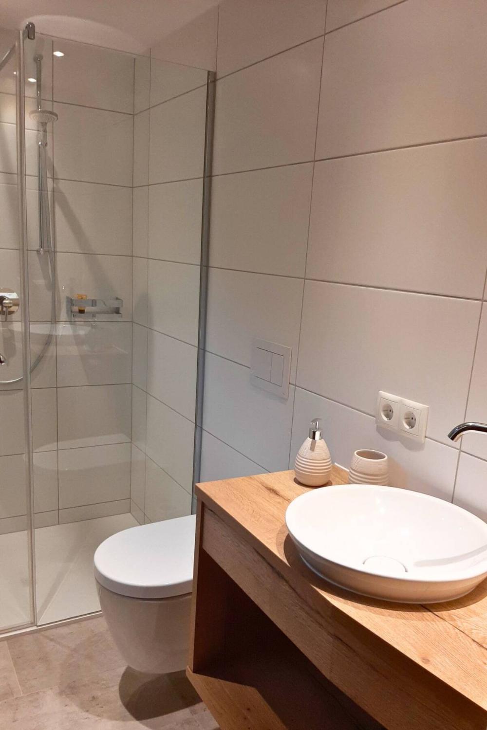 12-catered-chalet-landa-soelden-badkamer-2-v2-scalewidthwzeymdbd-1467110