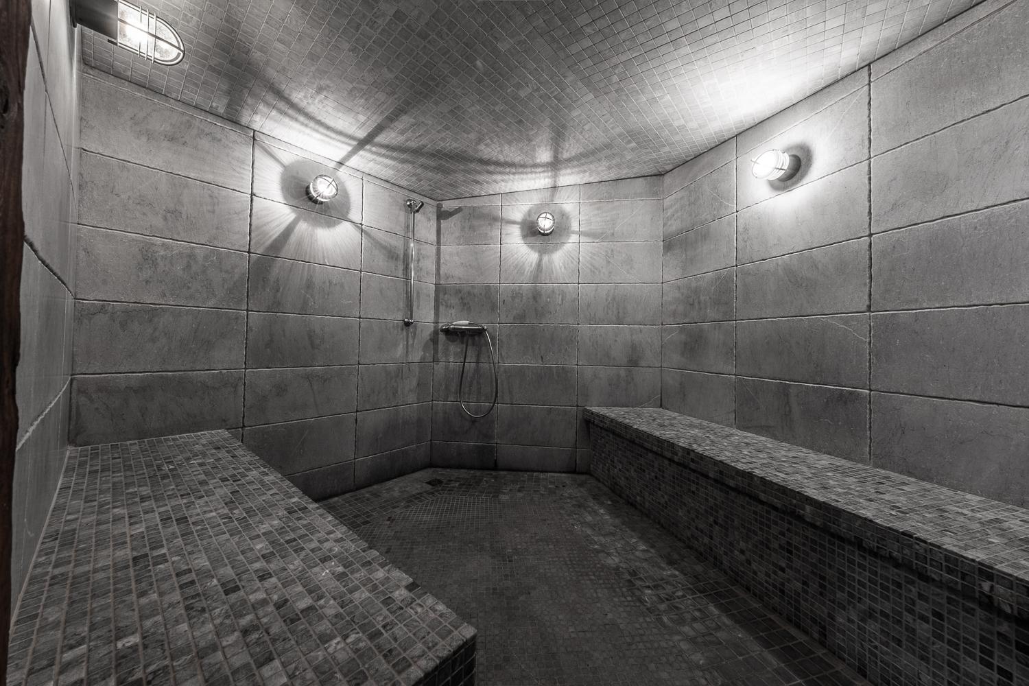 13af62f4-6bdc-42fa-b23e-6b16f6296918-1451273