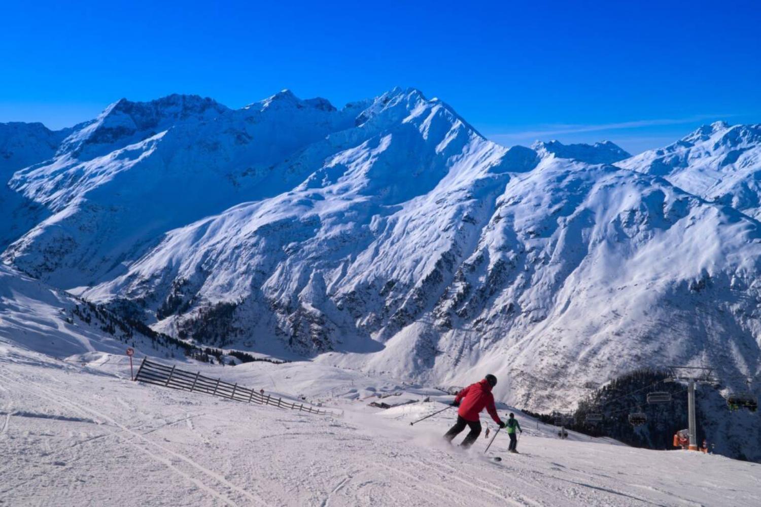14-scalewidthwzeymdbd-catered-chalet-eisfall-sankt-anton-skier-1466941