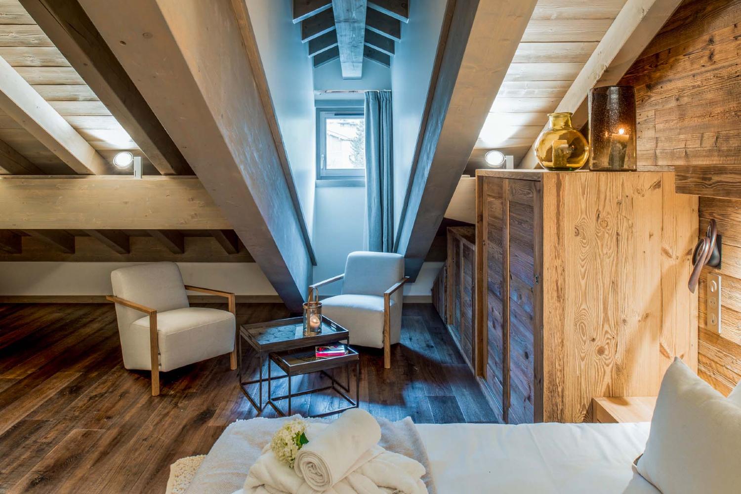 14mammoth-lodge-d1324-1147883