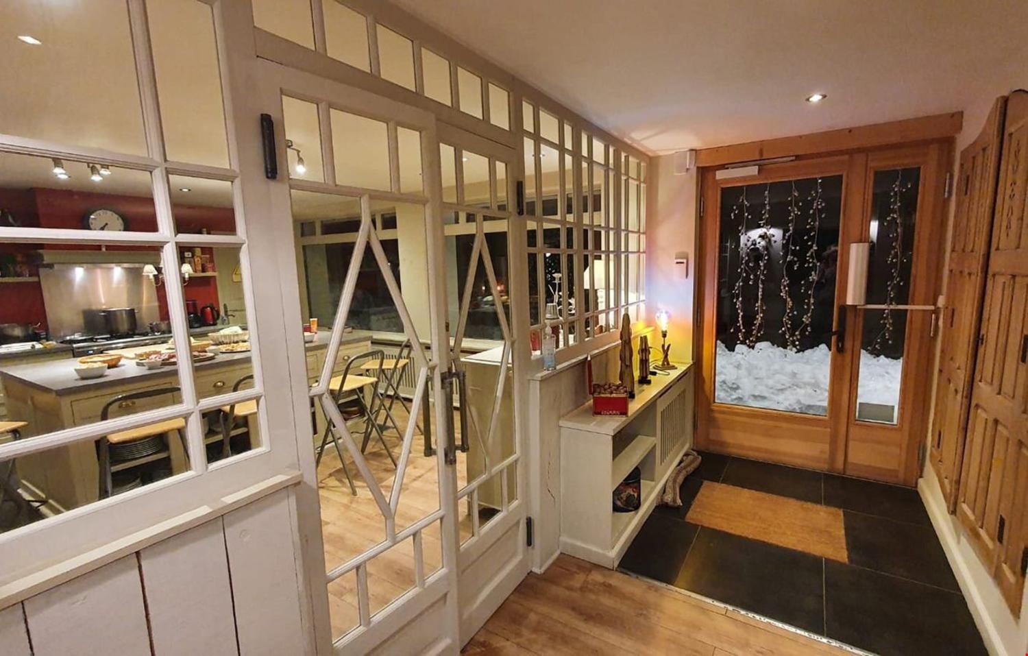 15-3865-location-ski-alpe-d-huez-chalet-le-vieux-logis-20-930512