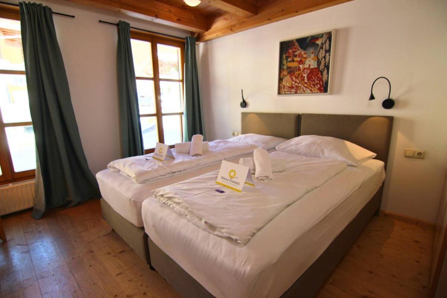 15-scalewidthwzeymdbd-catered-chalet-levett-sankt-anton-dubbel-1467128