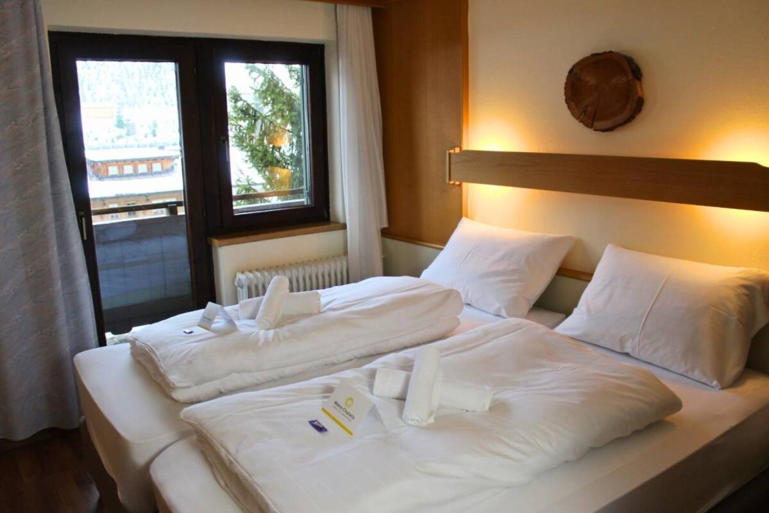 19-scalewidthwzeymdbd-catered-chalet-sonnwend-fieberbrunn-tweepersoonskamer-1467233
