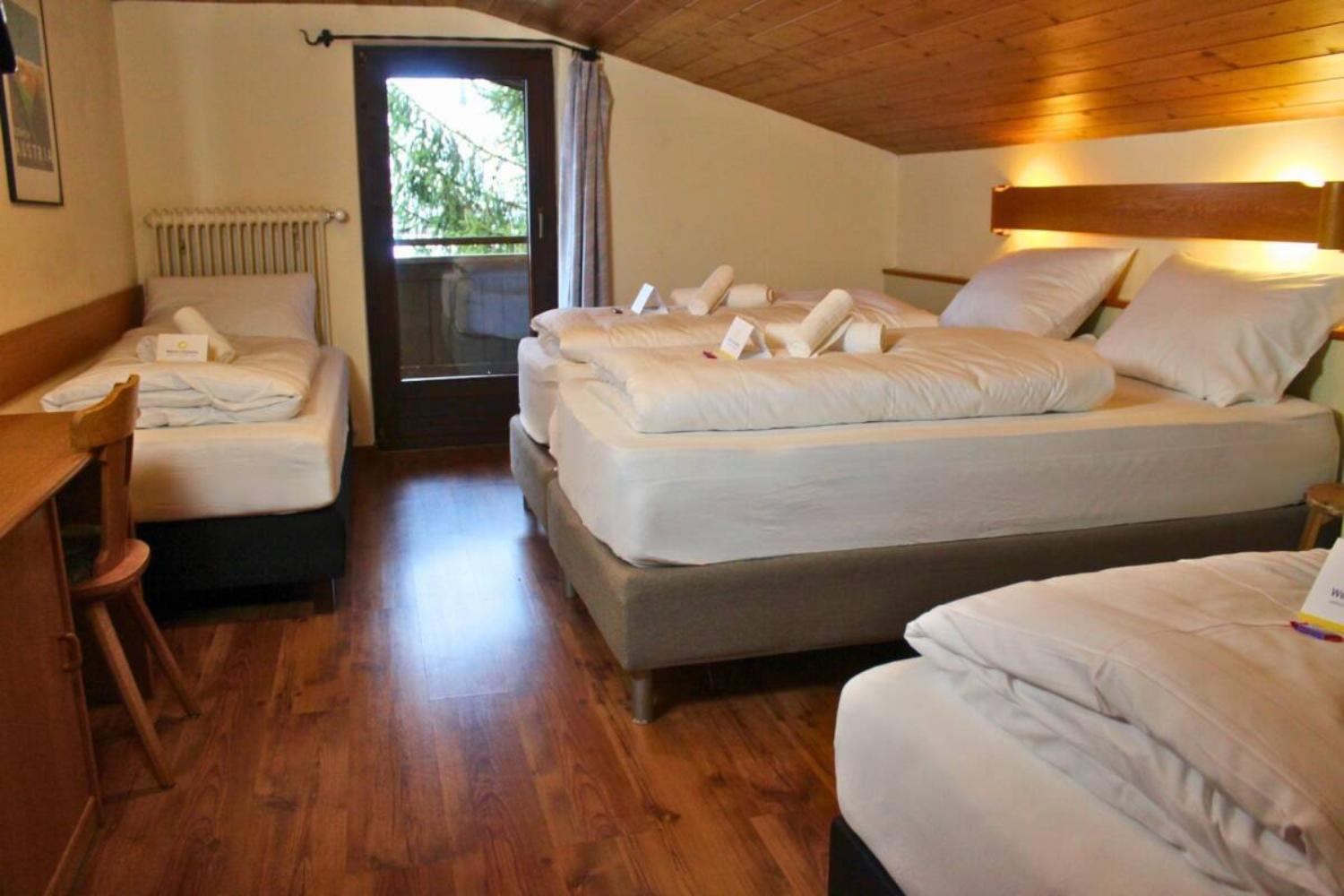 22-scalewidthwzeymdbd-catered-chalet-sonnwend-fieberbrunn-familiekamer-1467235