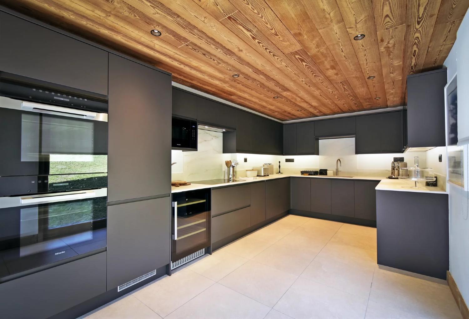 23fccdac-03c0-44dc-b99d-dcfbe461d627-1451049