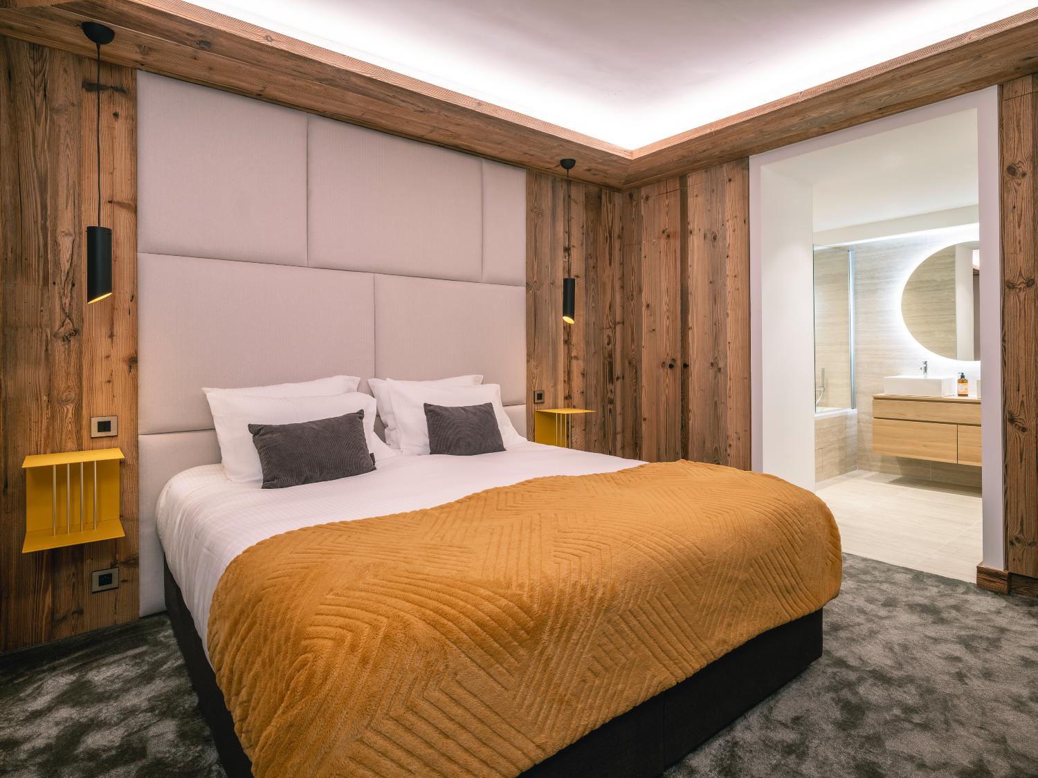 30df7f35-d32f-49fe-afdd-5b22ba46a344-1450806