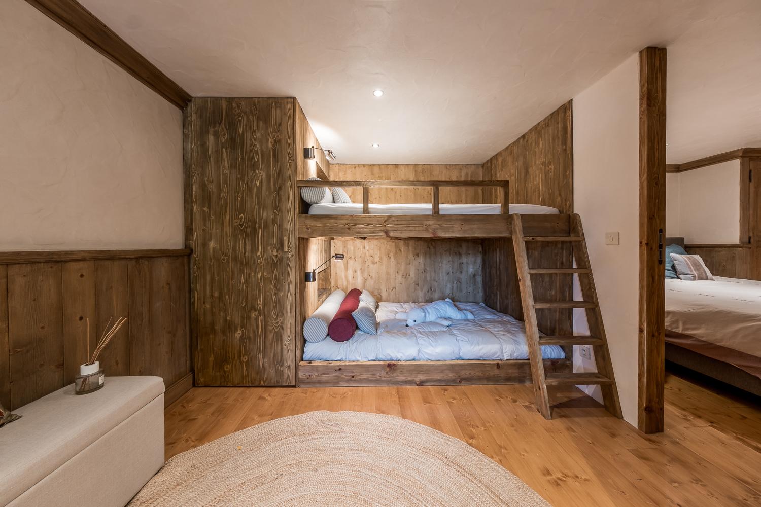 3a455e34-efdc-44dd-a1e8-81f941732001-1451722