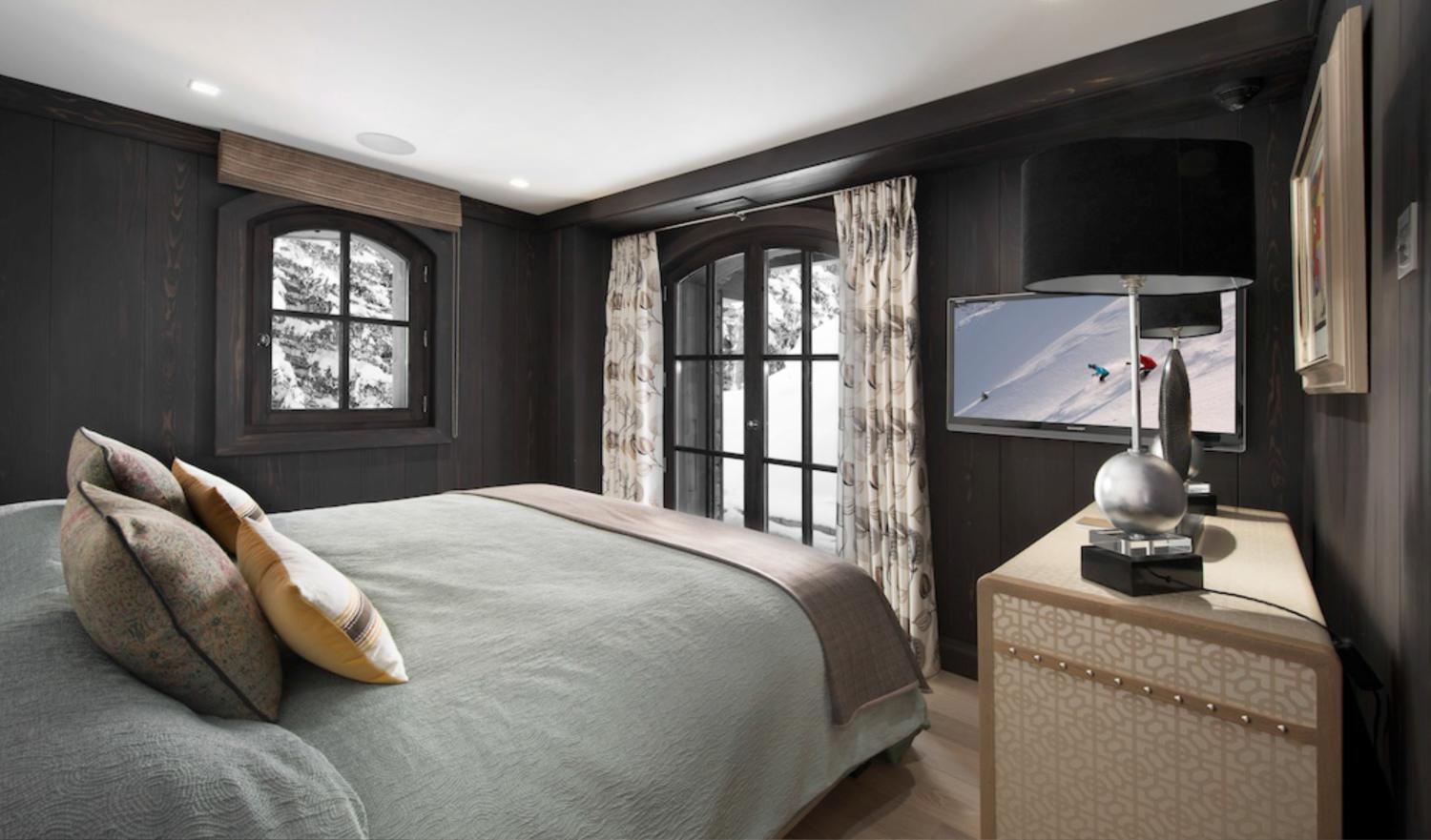 3a976230-a03f-4389-b82f-cd674f1c1615-1451513