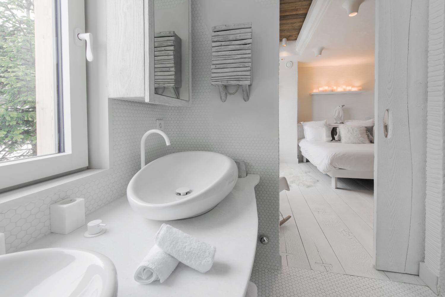 3b229fa5-c47e-42fd-b210-f4ae116d07fe-1451801