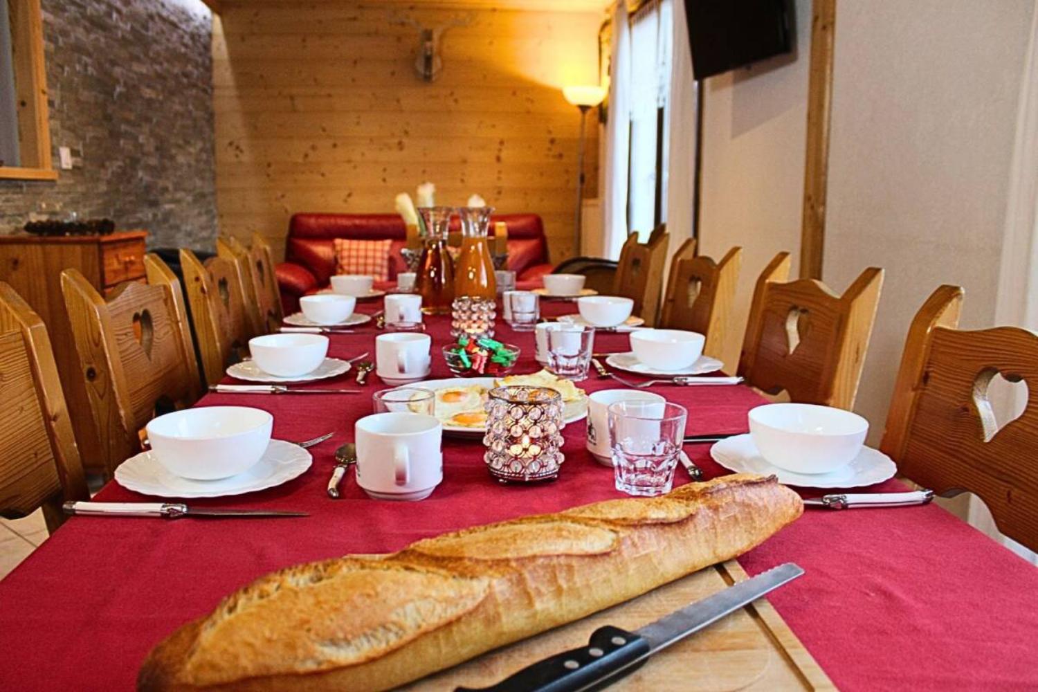 4-pom-de-pin-dinertafel-scalewidthwzeymdbd-1466669