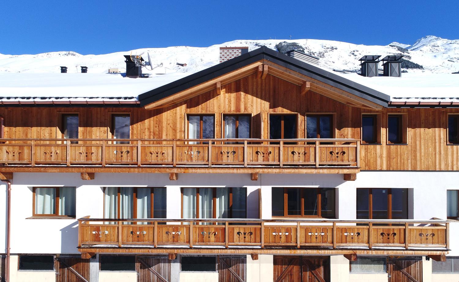 41-2528-tmpd3b6-location-ski-les-menuires-chalet-odalys-sophie-1-907612