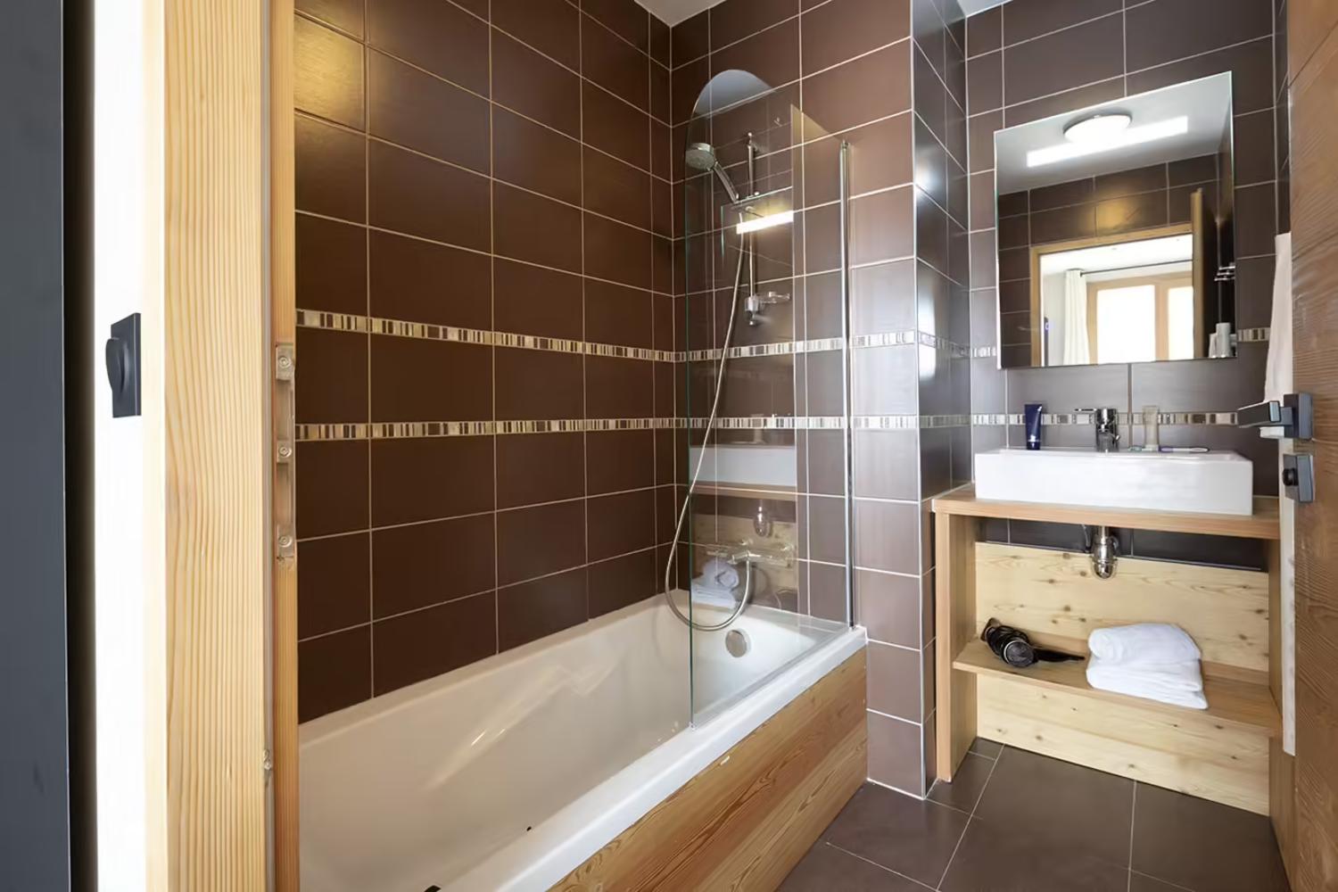 4p8-028-405-4p8pers-altavivam-reyboz-1452609