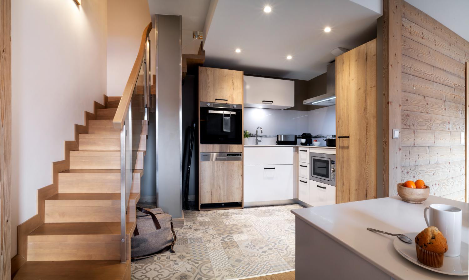 5-kitchen-area-hevana-3-bedroom-1038720