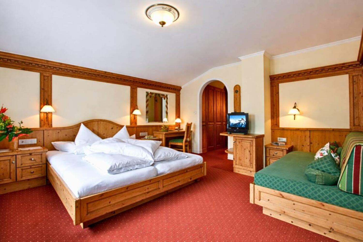 5-scalewidthwzeymdbd-catered-chalet-romantik-soelden-prive-chalet-tweepersoonskamer-1-1467173