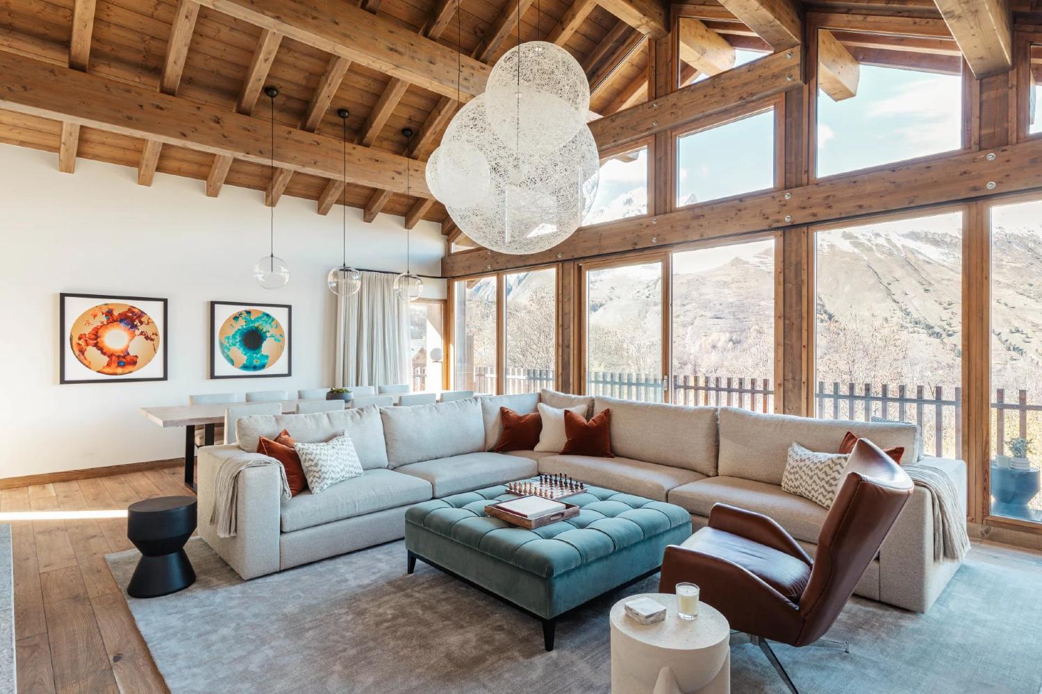 520a33a3-862c-4b42-93b8-148615b18987-1451036