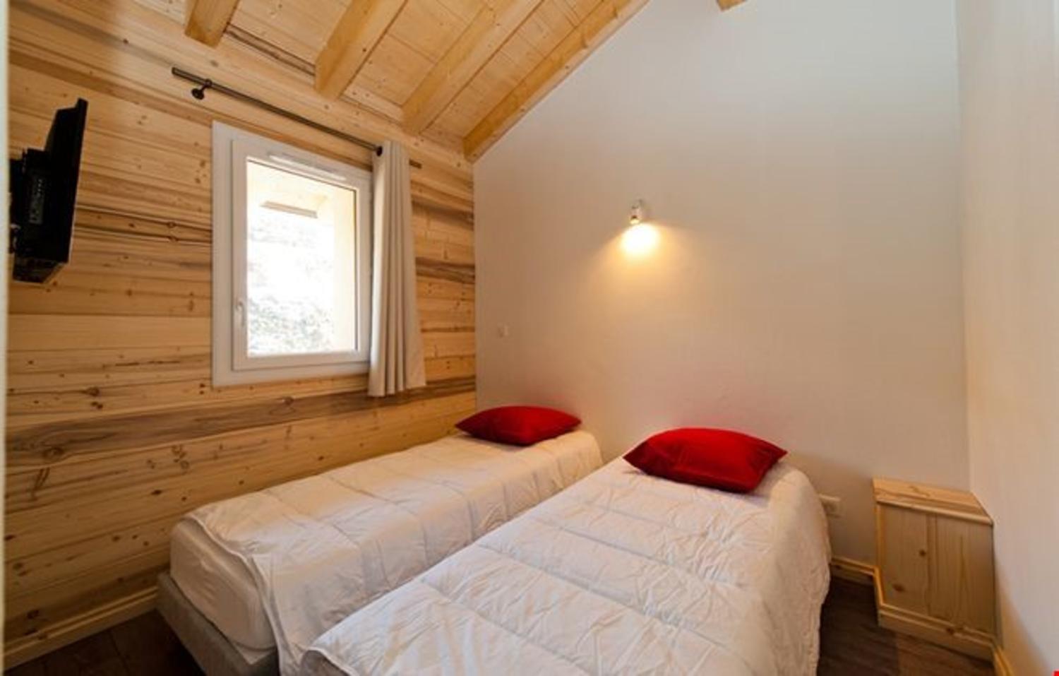 54-2528-location-ski-les-menuires-chalet-odalys-marie-14-907623