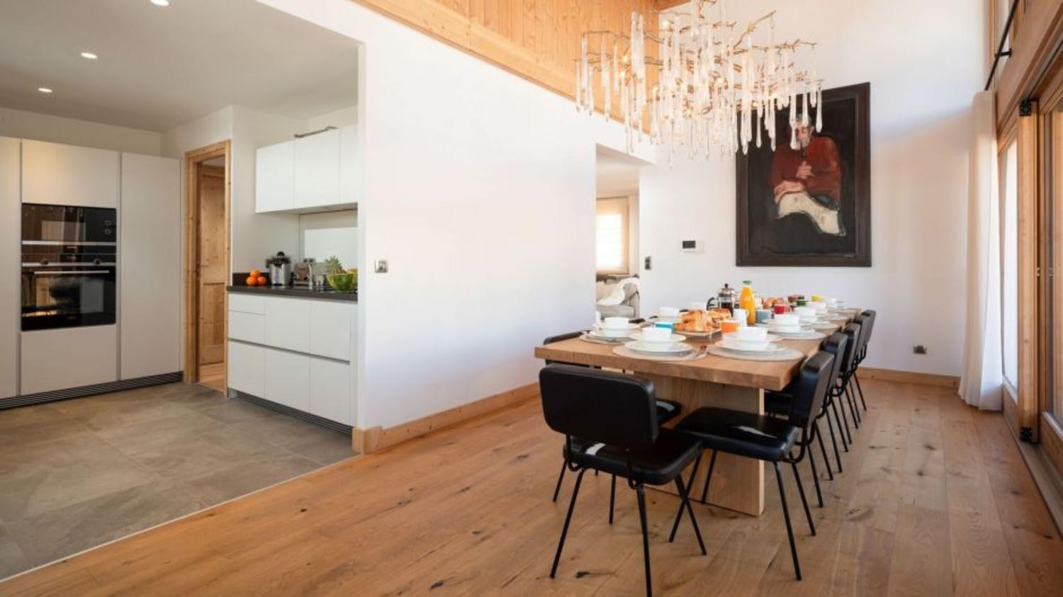 5907826-chalet-chanterella-kitchen-dining-area-1267209