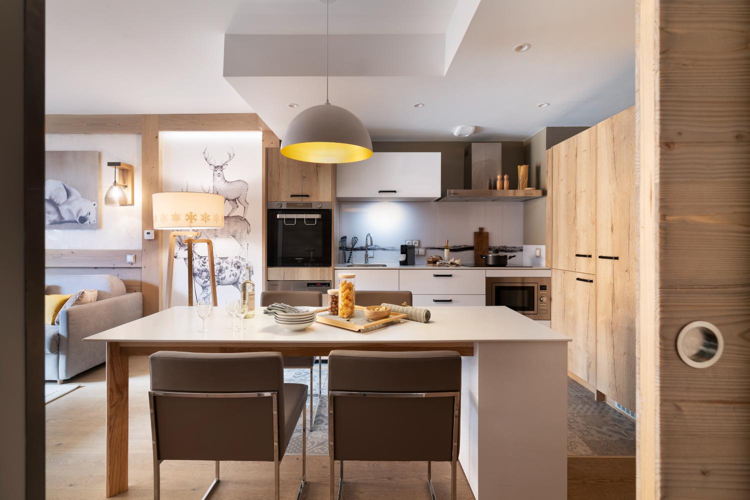 6-kitchen-area-hevana-2-bedroom-1038730