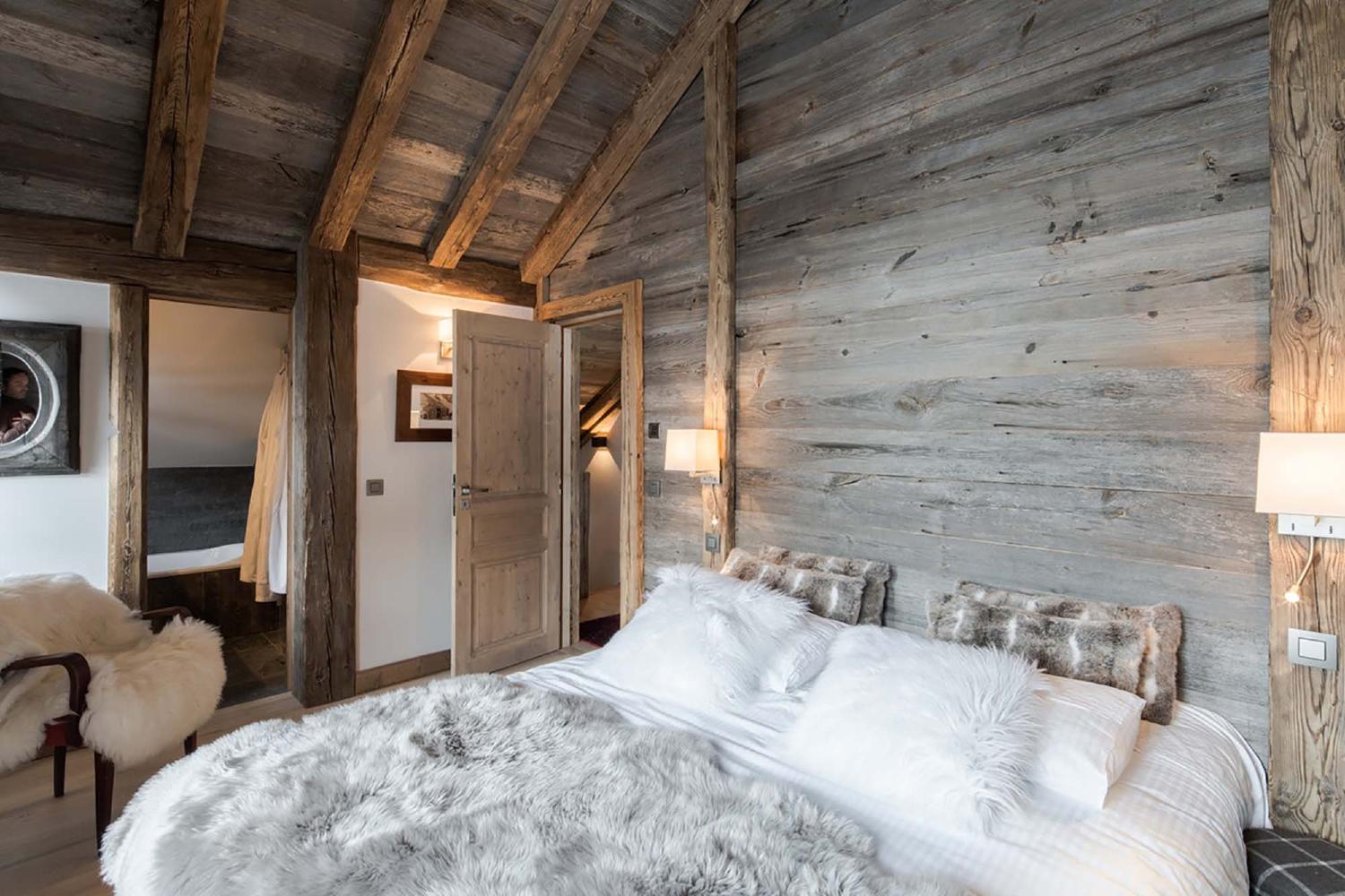 61c123d5-45b7-4068-b314-73513978196f-1450934