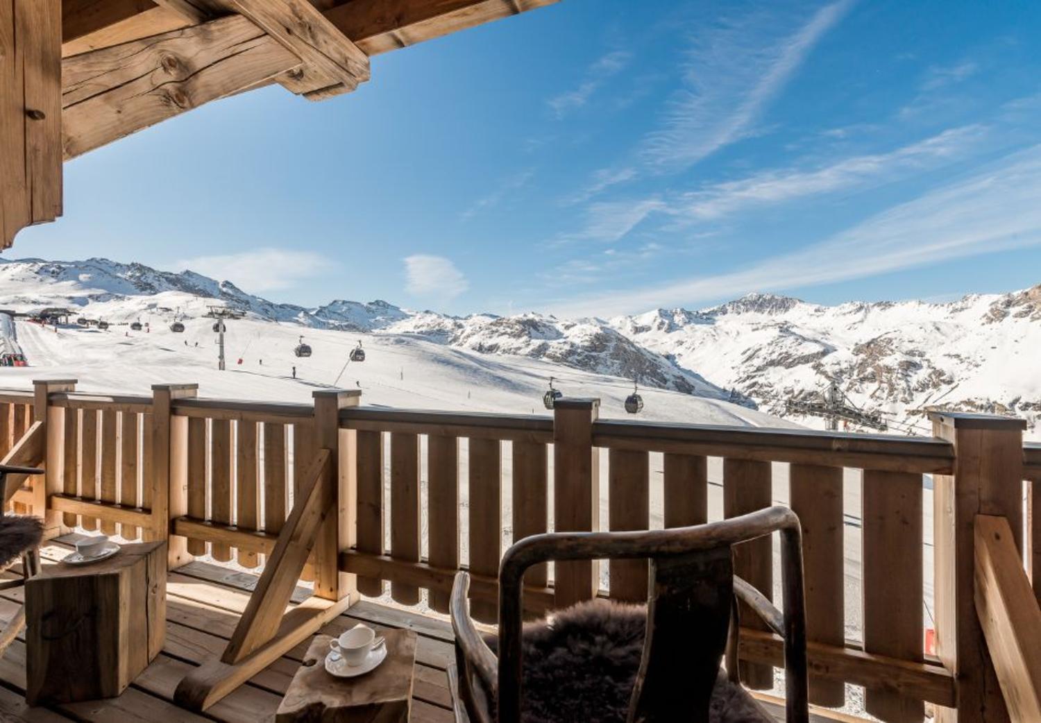 63034a51bea3ae40203fca8c-2-1452977