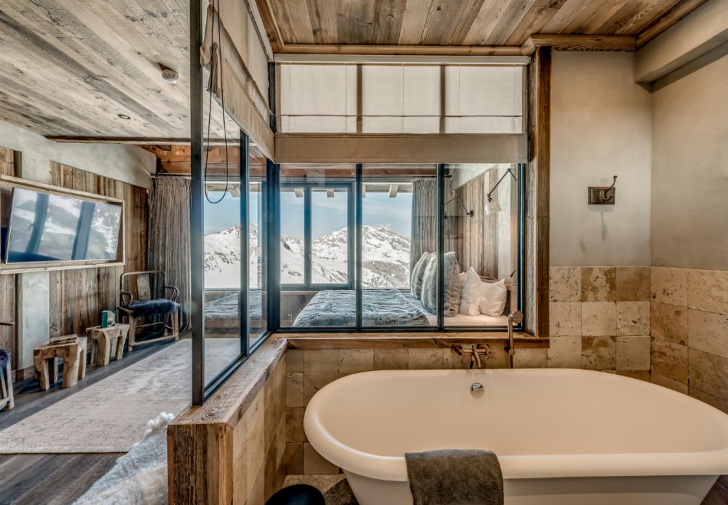 63034b85c4e3297b61033c3d-2-1452980