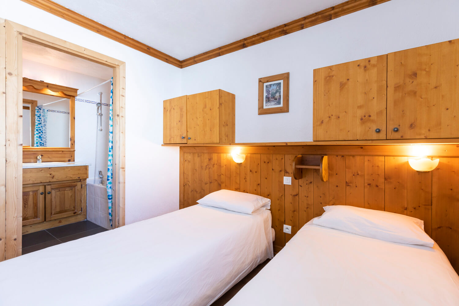 6p-155-chalet-des-neiges-hermine-valtho-m-reyboz-1460483