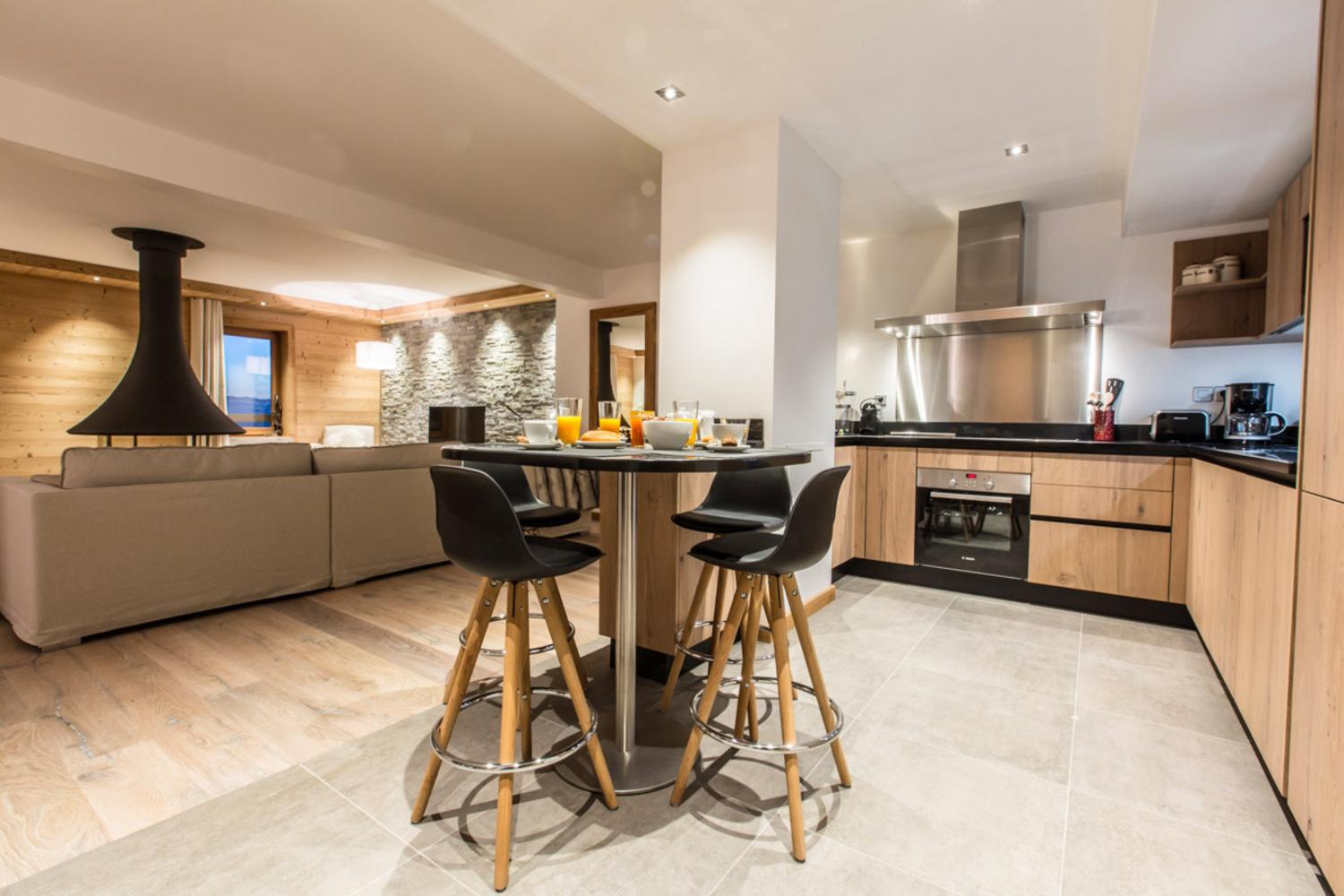 6whistler-app04-13-1147567