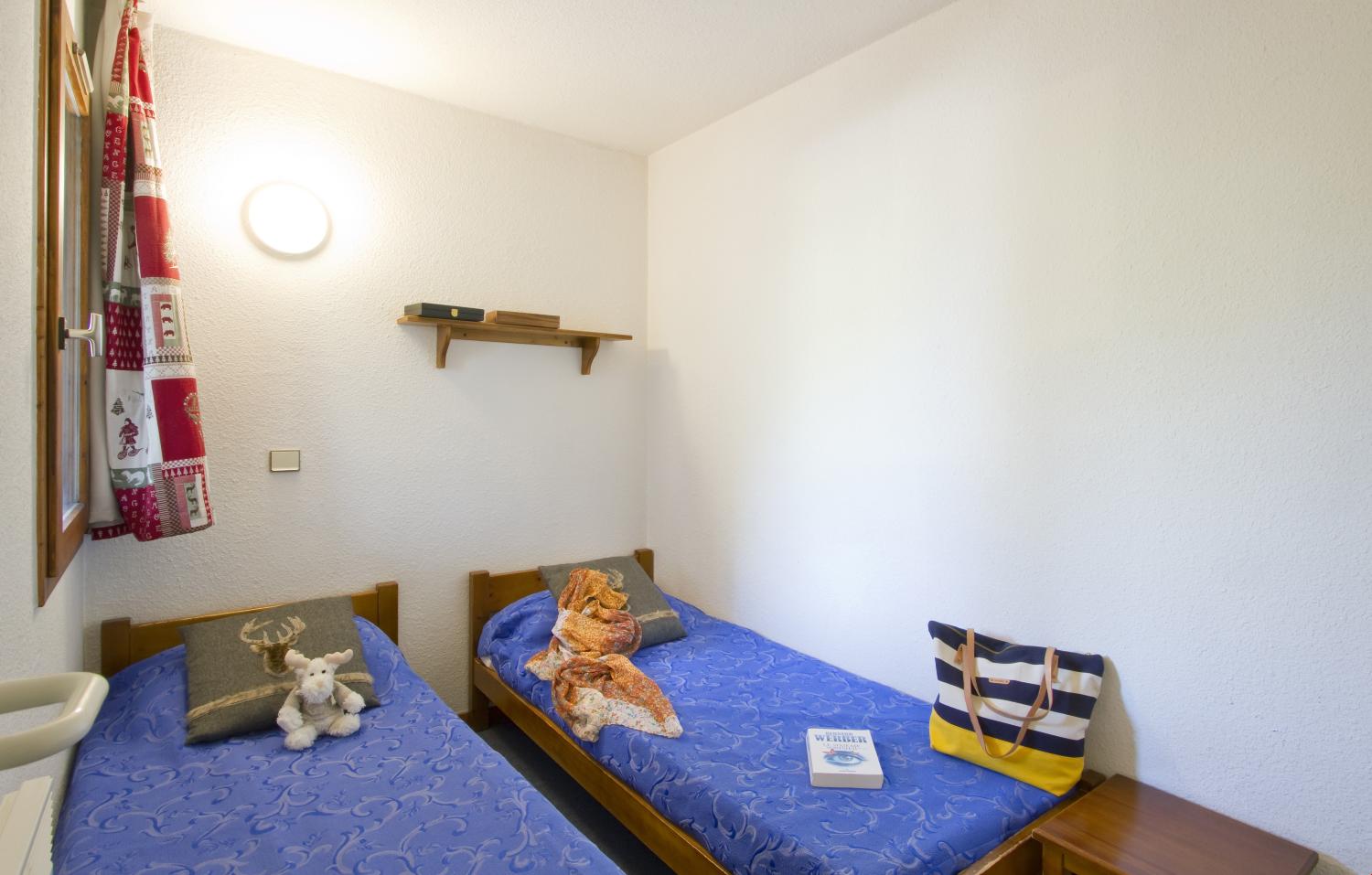 8-151-tmp1484-3960-valdisere-hauts-du-rogoney-2p4-2-930569