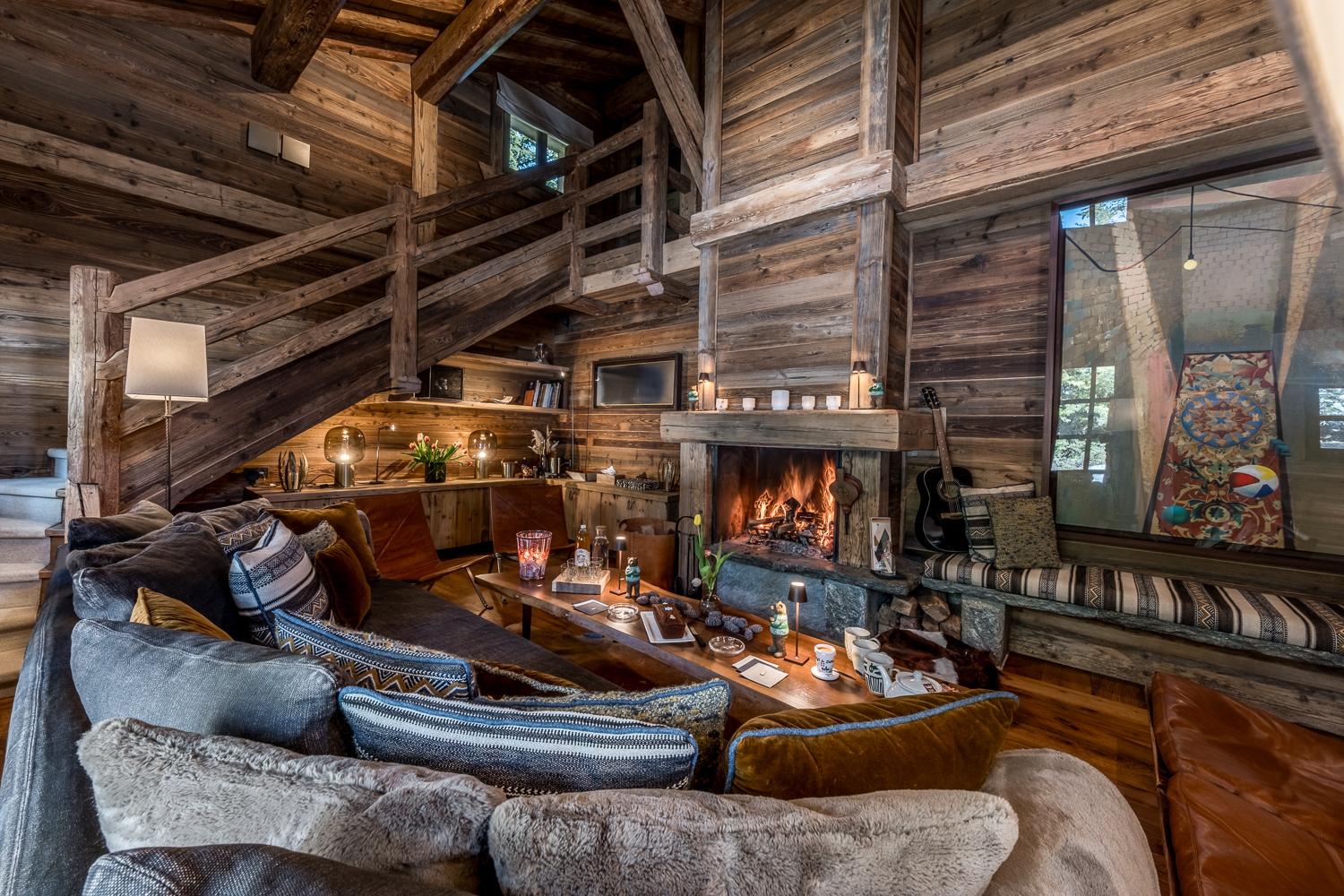 82eff0da-ac3d-405b-838b-092d03f8c32e-1451628