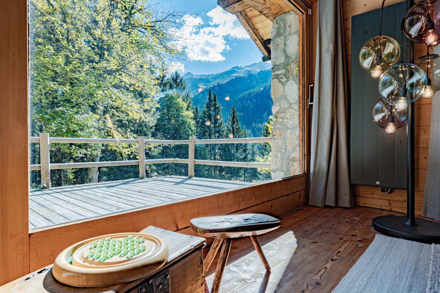 8bdfe7f9-9c8a-4b24-af73-0aae7672a5f4-1450801