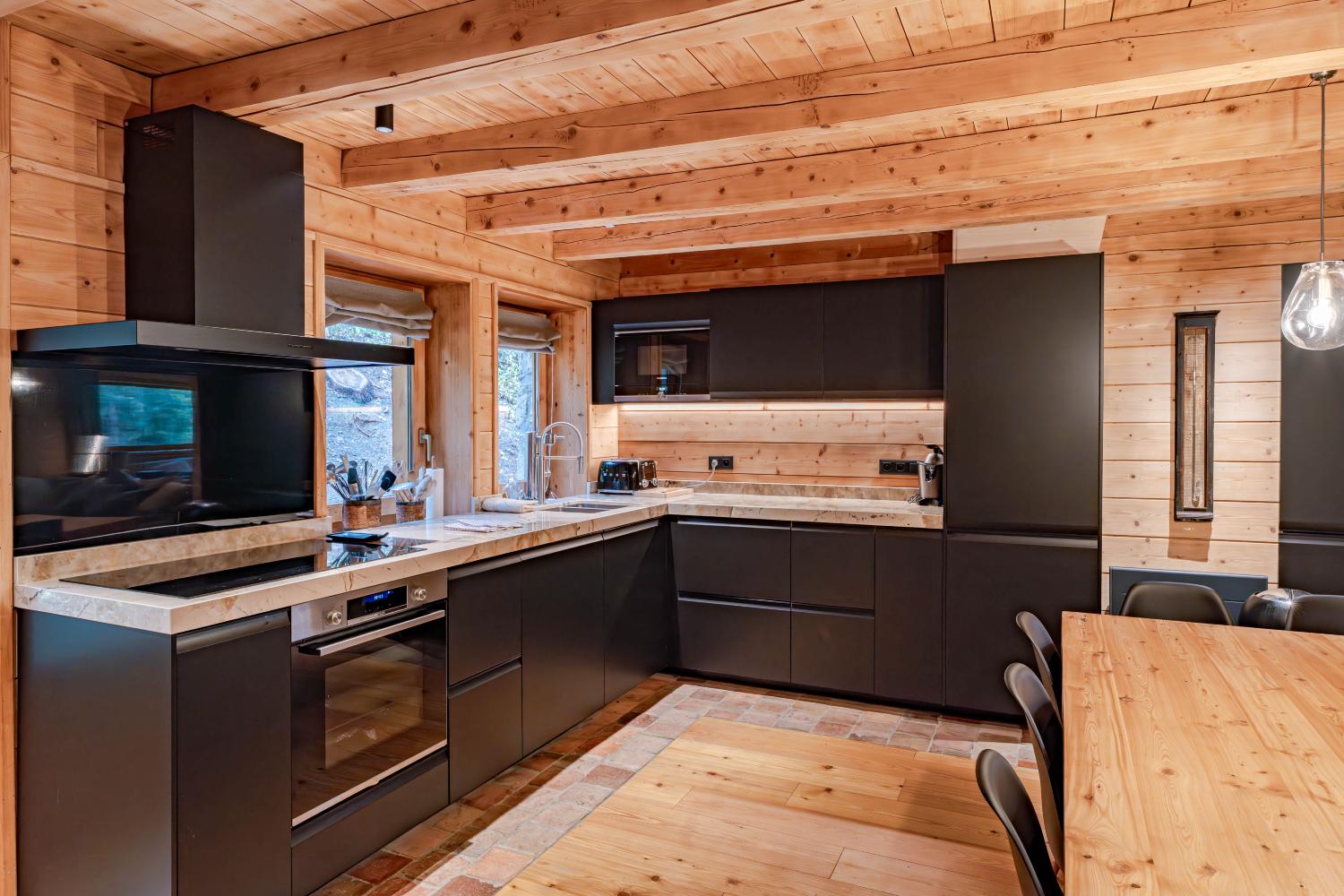 8e56d391-6f66-4887-beac-8a47622971a2-1450778