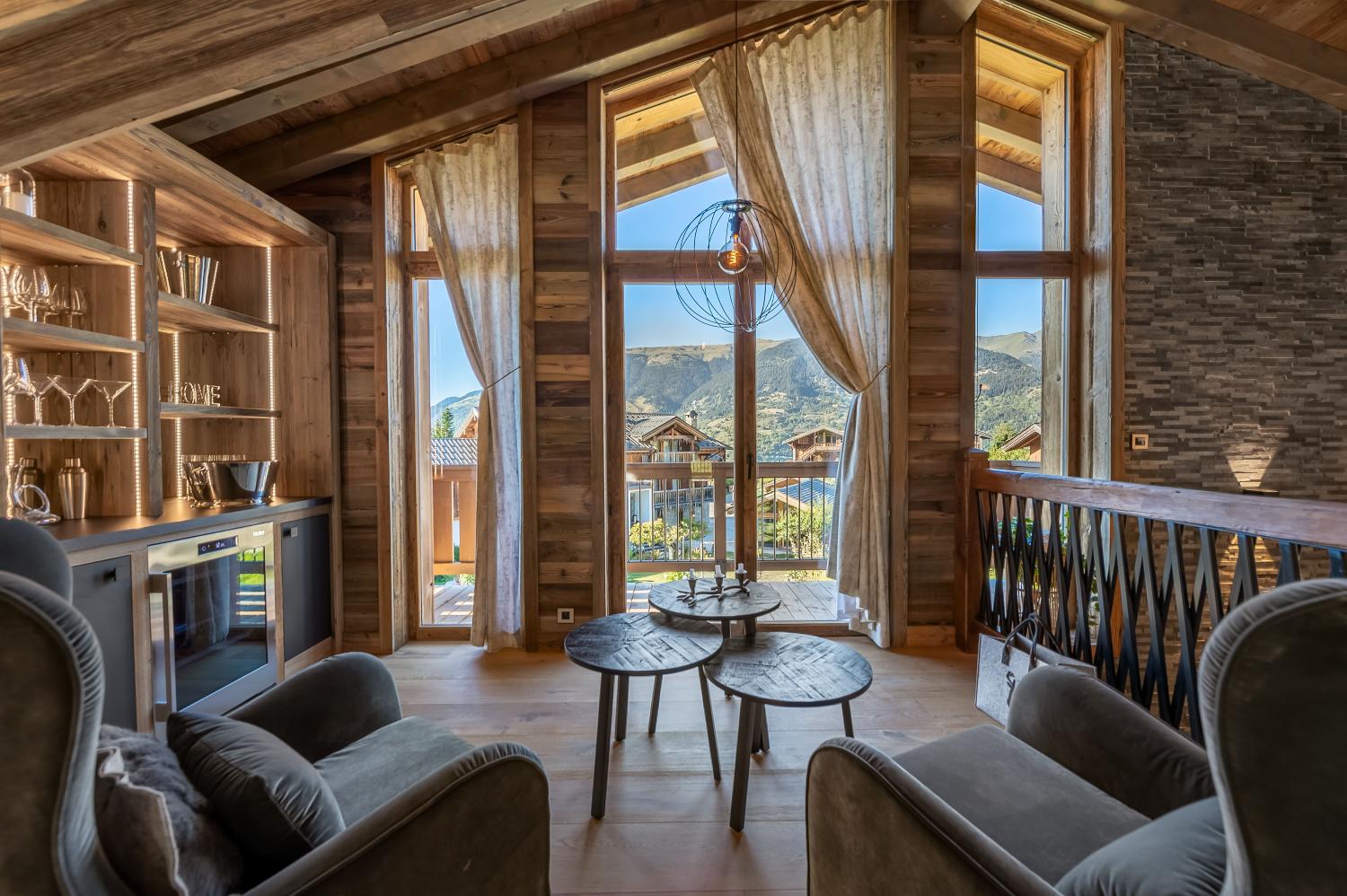 941db562-2c79-414c-938d-83b30844d420-1451494